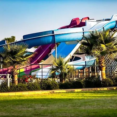 Thalassa 2 Bedroom Penthouse With A Hot Tub Vokolidha