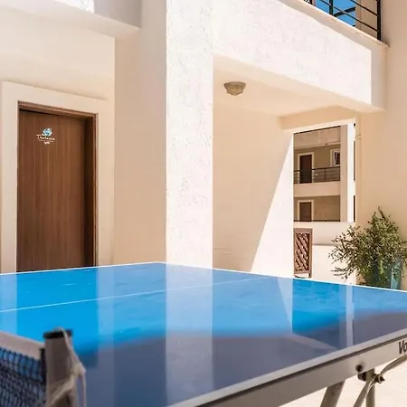شقة Thalassa 2 Bedroom Penthouse With A Hot Tub *