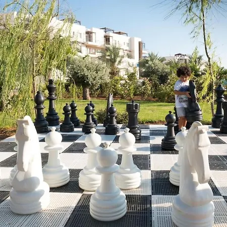 Thalassa 2 Bedroom Penthouse With A Hot Tub Vokolidha