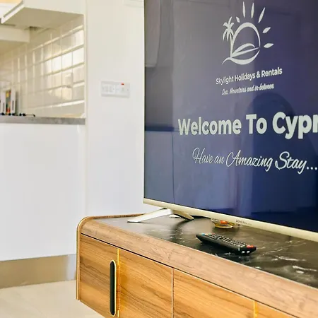 아파트 Thalassa 2 Bedroom Penthouse With A Hot Tub Vokolidha
