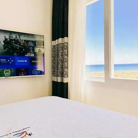 Thalassa 2 Bedroom Penthouse With A Hot Tub Vokolidha