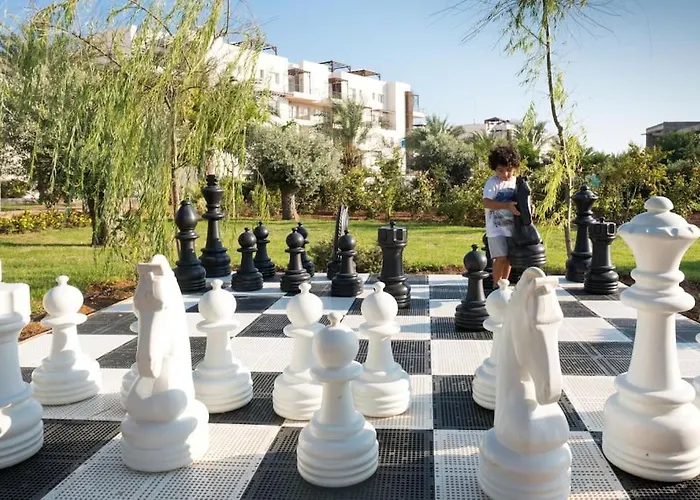 Thalassa 2 Bedroom Penthouse With A Hot Tub Vokolidha