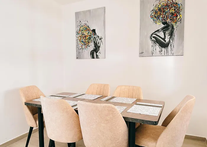 Thalassa 2 Bedroom Penthouse With A Hot Tub アパート Vokolidha