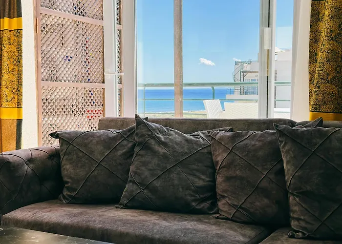 Thalassa 2 Bedroom Penthouse With A Hot Tub Vokolidha