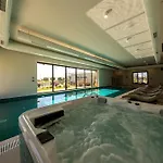 Apartament Thalassa 2 Bedroom Penthouse With A Hot Tub Vokolidha