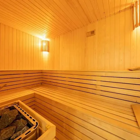 Thalassa 2 Bedroom Penthouse With A Hot Tub