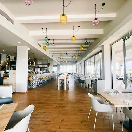 Lejlighed Thalassa 2 Bedroom Penthouse With A Hot Tub Vokolidha