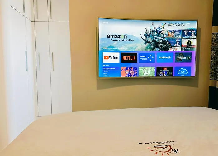 Thalassa 2 Bedroom Penthouse With A Hot Tub Apartmán