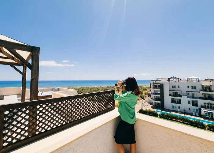 Thalassa 2 Bedroom Penthouse With A Hot Tub Apartmán *